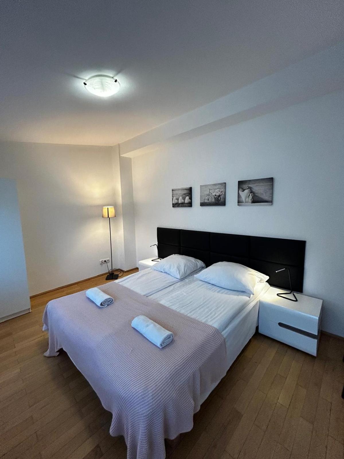 Golden Apartments With Lift - Old Town Krakau Exterior foto
